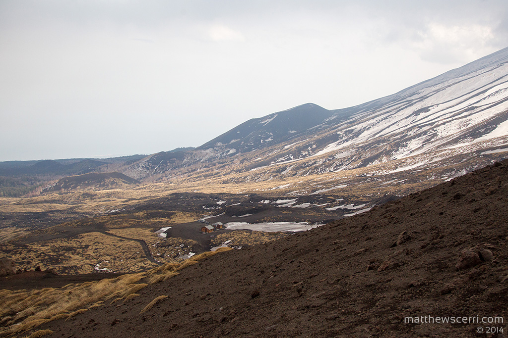 IMAGE: http://www.matthewscerri.com/Gallery/Etna%20Climb/images/MG4_1124%20copy.jpg