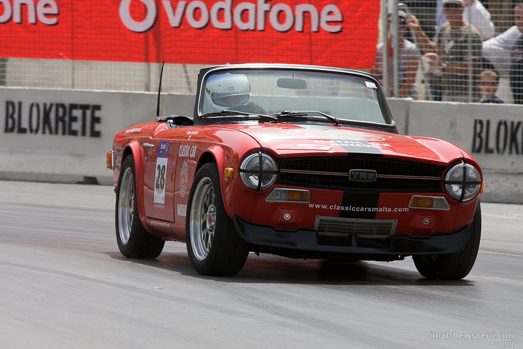 IMAGE: http://www.matthewscerri.com/Gallery/VallettaGrandPrix2010/Saturday/images/_MG_4067%20copy.jpg