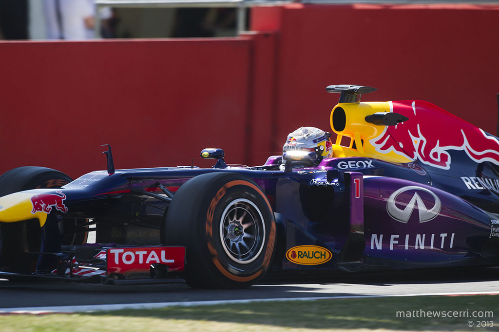 IMAGE: http://www.matthewscerri.com/Private/Silverstone_YDT/MG4_4280.jpg